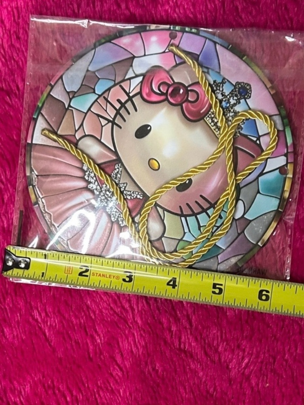 Hello Kitty stained glass wall art - Picture 3 of 3